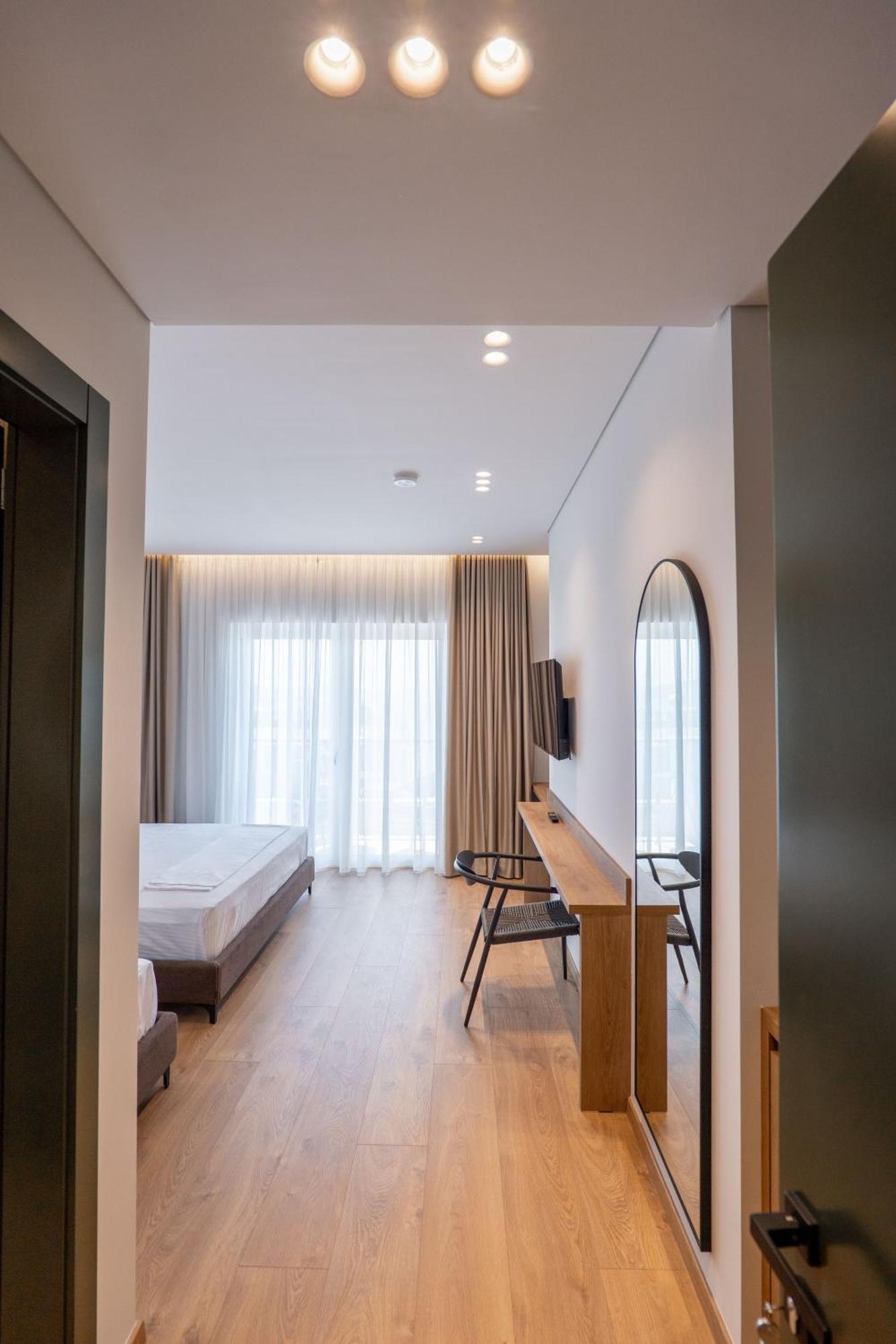 Kamara Rooms Sarande Bilik gambar