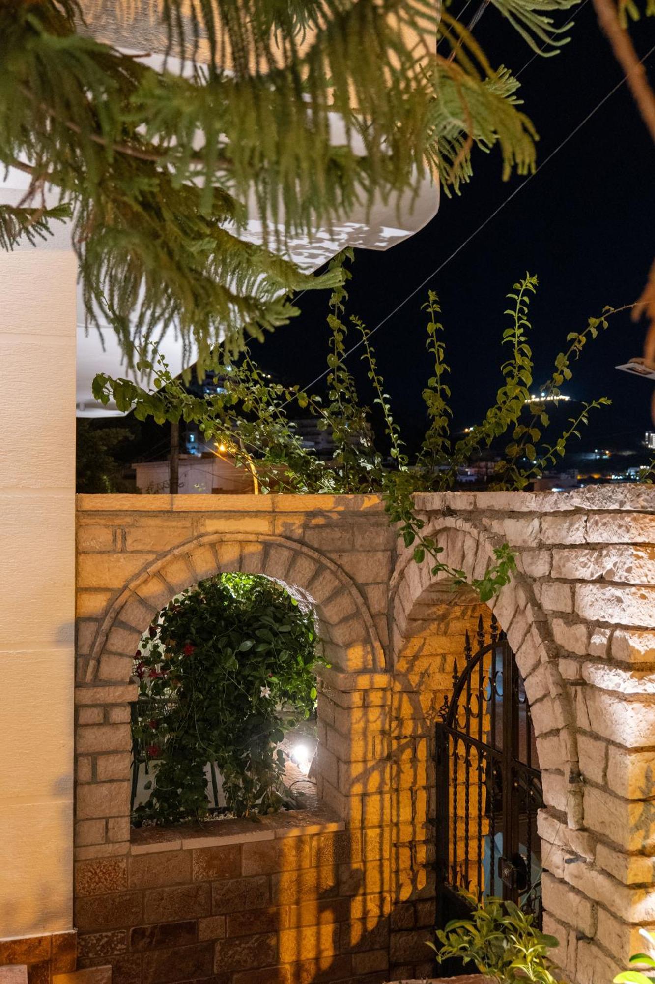 Kamara Rooms Sarande Luaran gambar